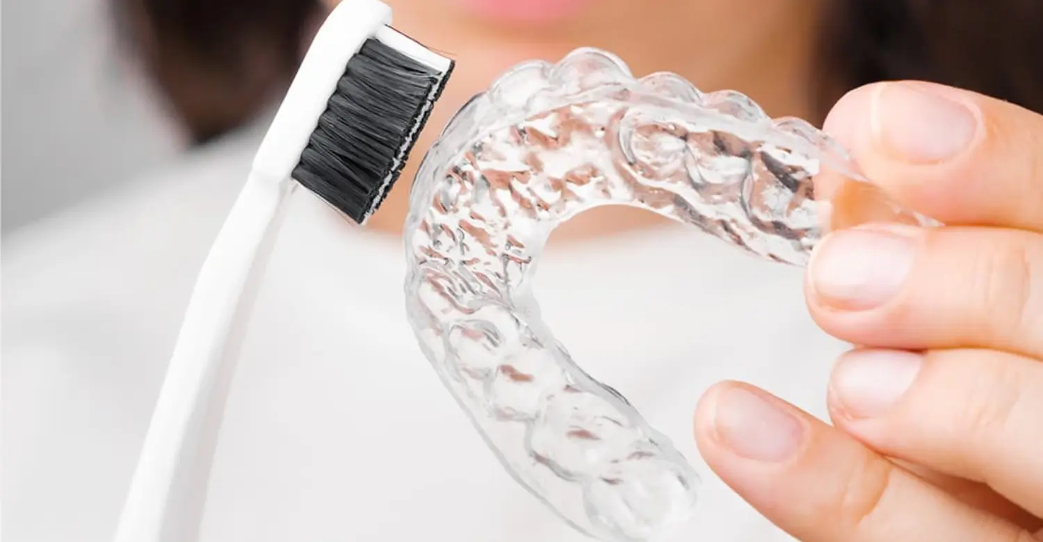 Clear Aligner Cleaning 2